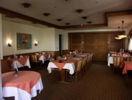 Gartenhotel Sternen 3* Domat